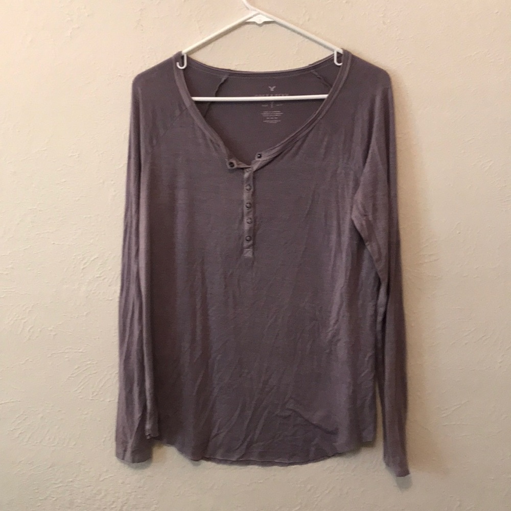 American Eagle Gray Henley Size Medium